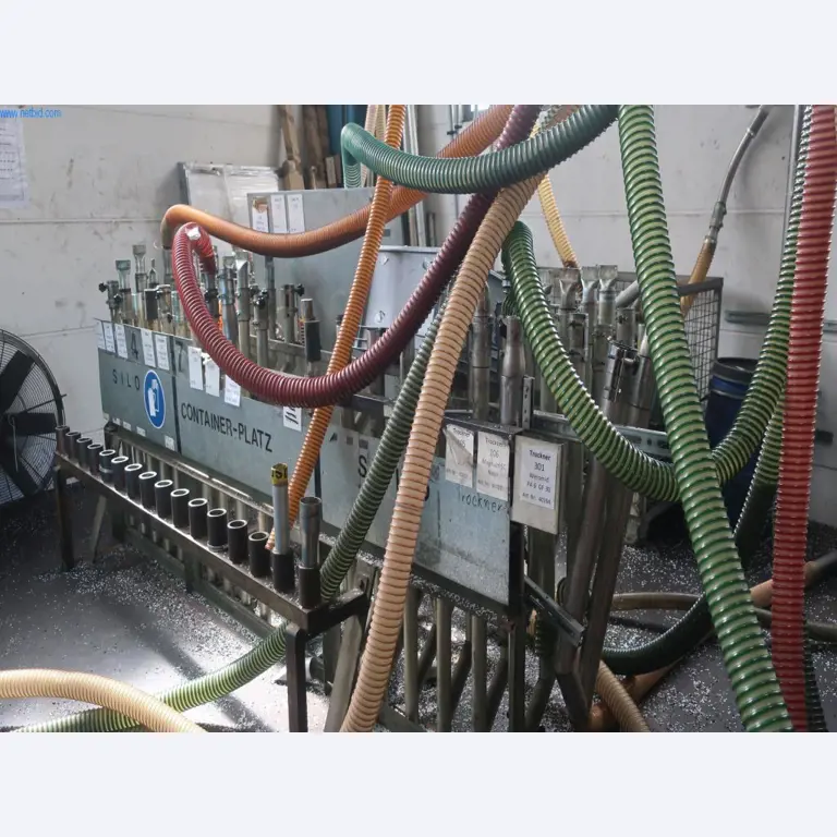 Stroji in tehnična oprema na področju brizganja plastike (1600 - 23000 kN)-7