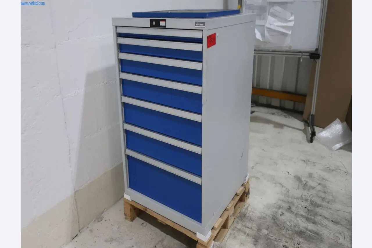 Máquinas y equipos técnicos en el ámbito del moldeo por inyección de plásticos (1600 - 23000 kN)-1