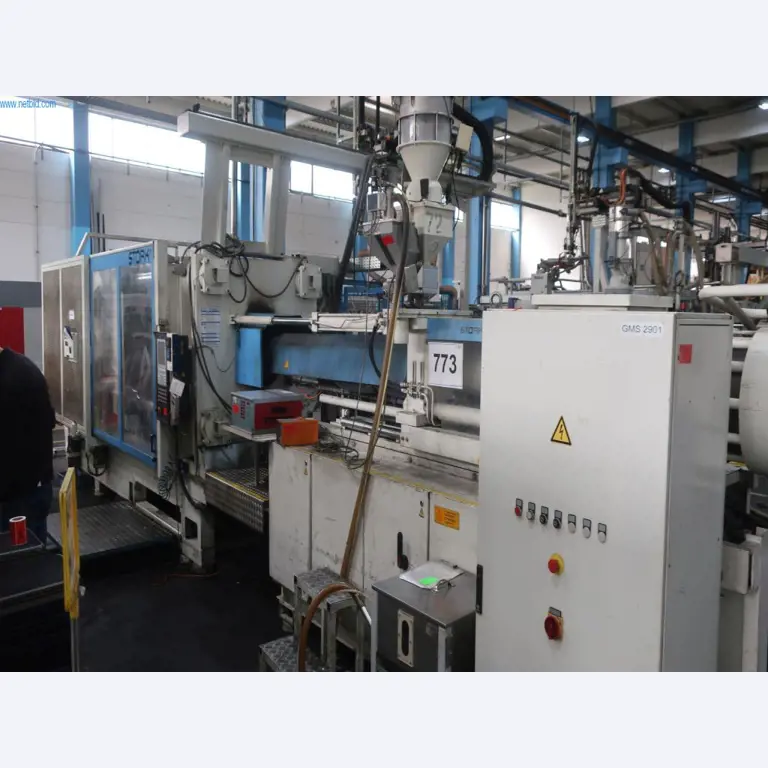 Stroji in tehnična oprema na področju brizganja plastike (1600 - 23000 kN)-1