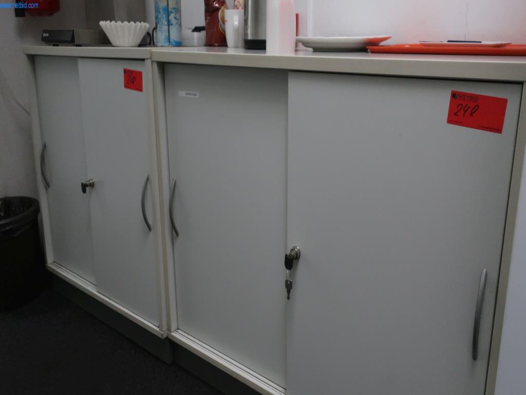 Máquinas y equipos técnicos en el ámbito del moldeo por inyección de plásticos (1600 - 23000 kN)-1