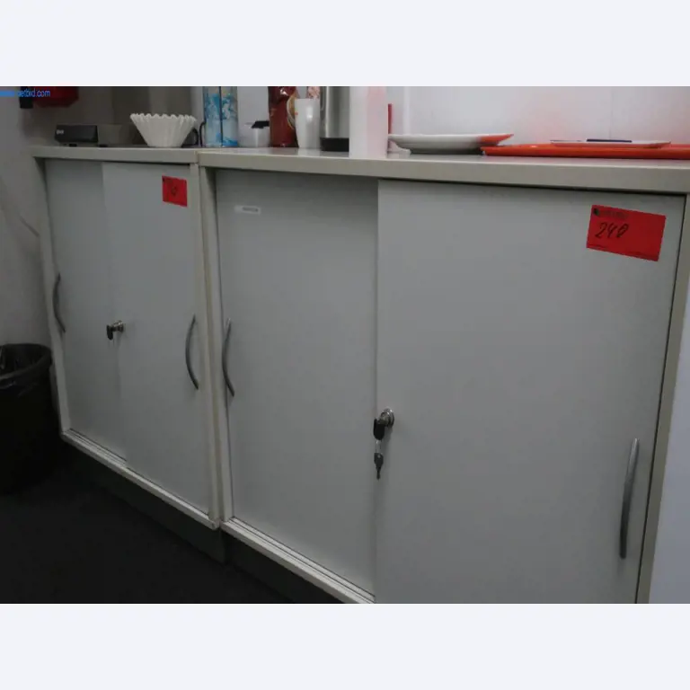 Máquinas y equipos técnicos en el ámbito del moldeo por inyección de plásticos (1600 - 23000 kN)-1