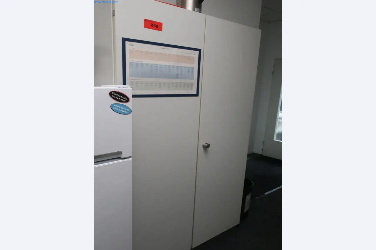 Máquinas y equipos técnicos en el ámbito del moldeo por inyección de plásticos (1600 - 23000 kN)-2