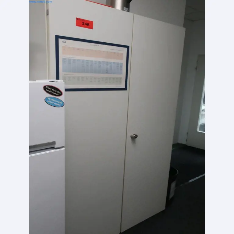 Máquinas y equipos técnicos en el ámbito del moldeo por inyección de plásticos (1600 - 23000 kN)-2