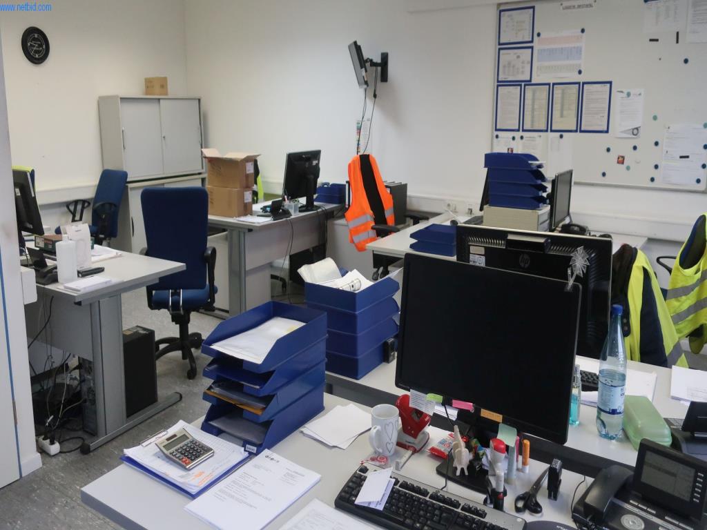 Maschinen und technische Anlagen aus dem Bereich Kunststoffspritzguss (1600 - 23000 kN)-2