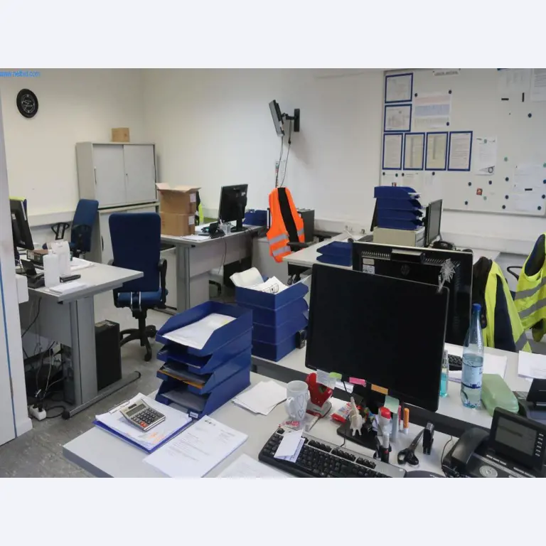 Máquinas y equipos técnicos en el ámbito del moldeo por inyección de plásticos (1600 - 23000 kN)-2