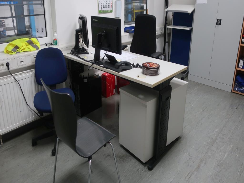 Maschinen und technische Anlagen aus dem Bereich Kunststoffspritzguss (1600 - 23000 kN)-1