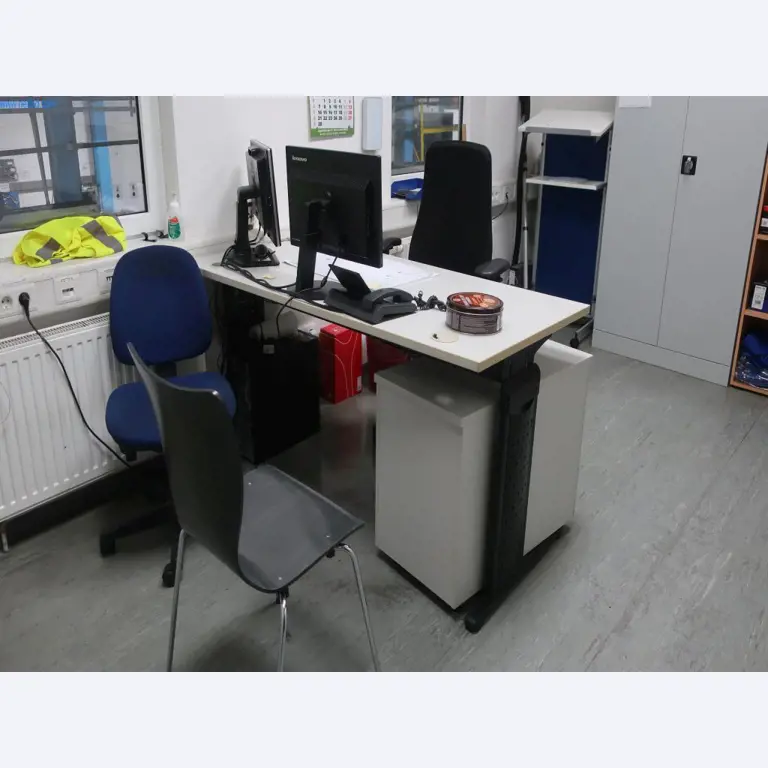 Máquinas y equipos técnicos en el ámbito del moldeo por inyección de plásticos (1600 - 23000 kN)-1