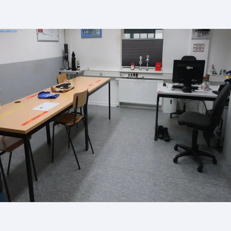 Máquinas y equipos técnicos en el ámbito del moldeo por inyección de plásticos (1600 - 23000 kN)-1