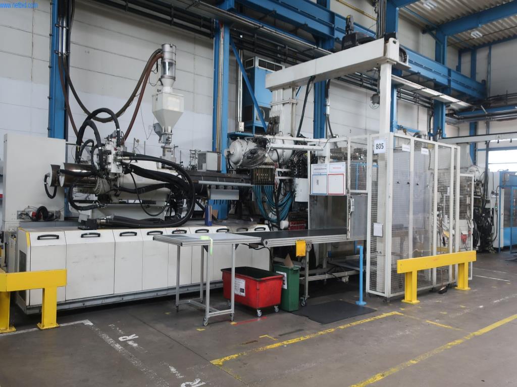 Maszyny i urządzenia techniczne w dziedzinie formowania wtryskowego tworzyw sztucznych (1600 - 23000 kN)-1