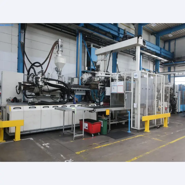 Máquinas y equipos técnicos en el ámbito del moldeo por inyección de plásticos (1600 - 23000 kN)-1