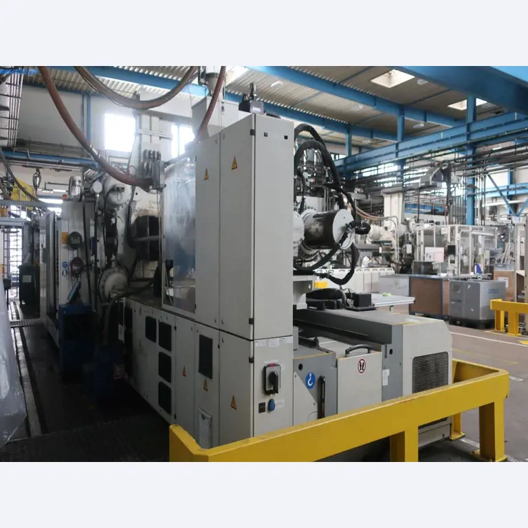 Máquinas y equipos técnicos en el ámbito del moldeo por inyección de plásticos (1600 - 23000 kN)-2