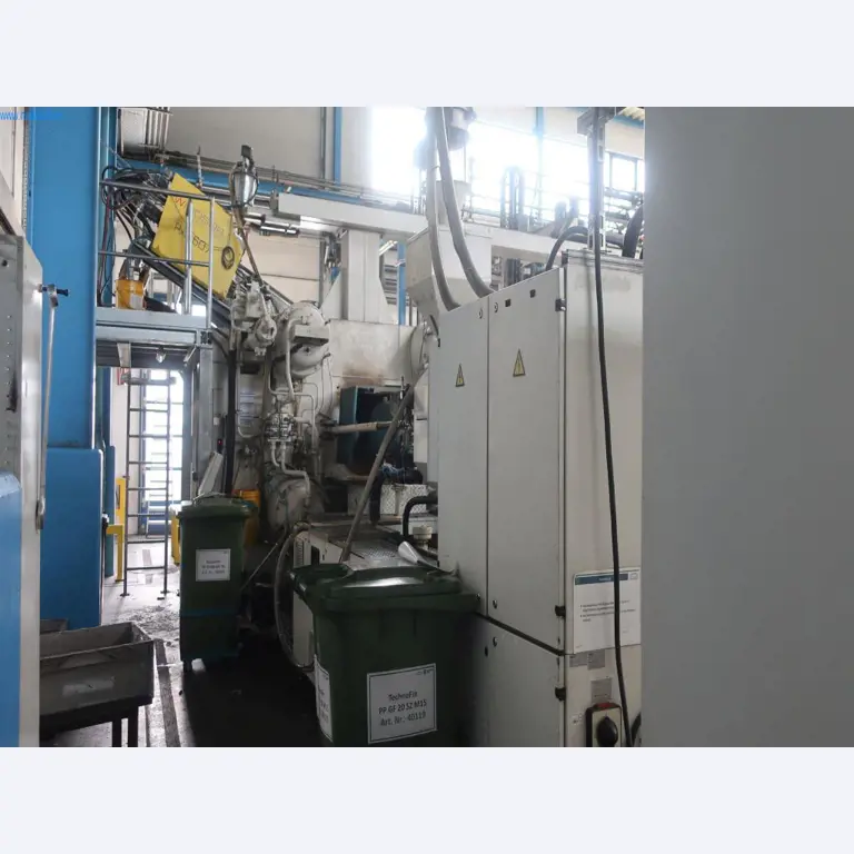 Machines et installations techniques du secteur de l'injection plastique (1600 - 23000 kN)-2