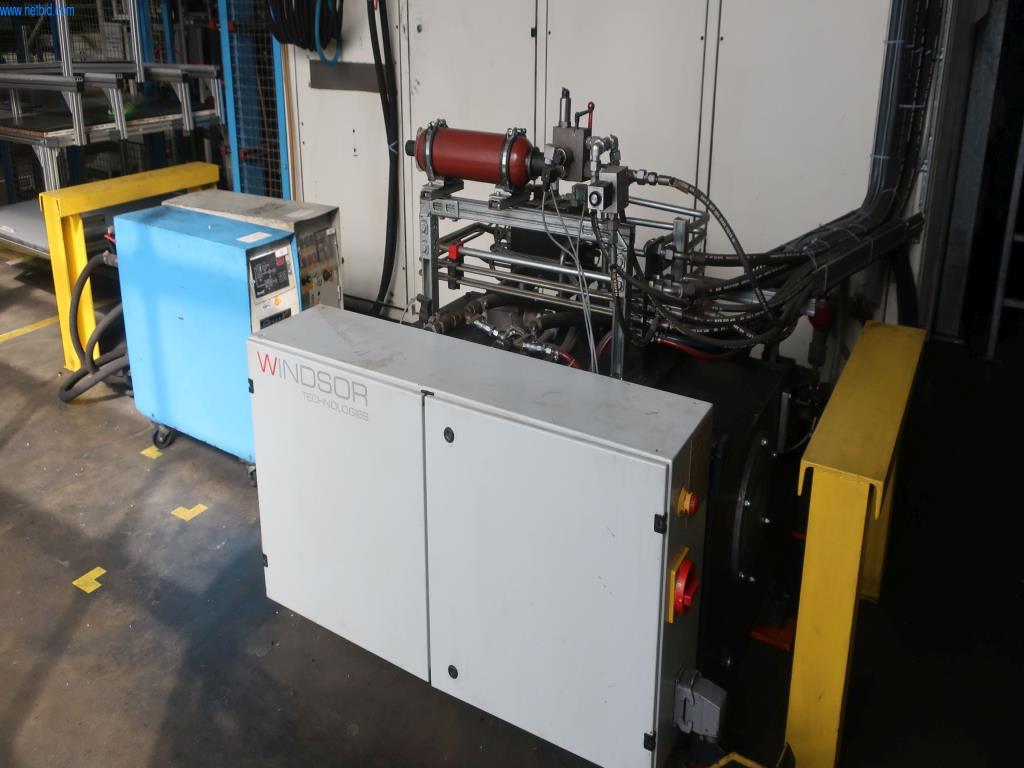 Stroji in tehnična oprema na področju brizganja plastike (1600 - 23000 kN)-5