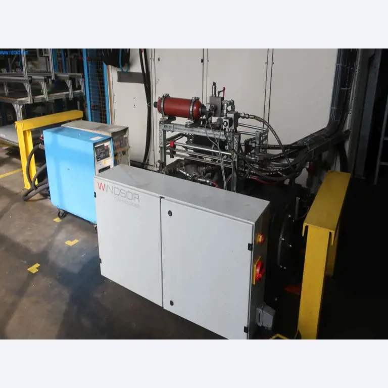 Machines et installations techniques du secteur de l'injection plastique (1600 - 23000 kN)-5