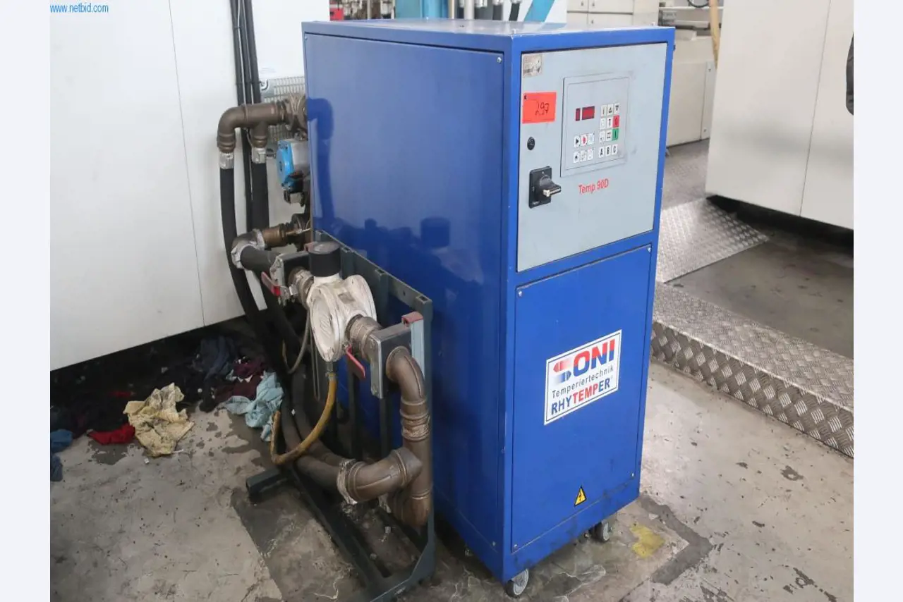 Máquinas y equipos técnicos en el ámbito del moldeo por inyección de plásticos (1600 - 23000 kN)-3