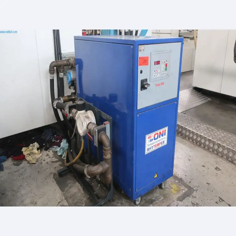 Máquinas y equipos técnicos en el ámbito del moldeo por inyección de plásticos (1600 - 23000 kN)-3