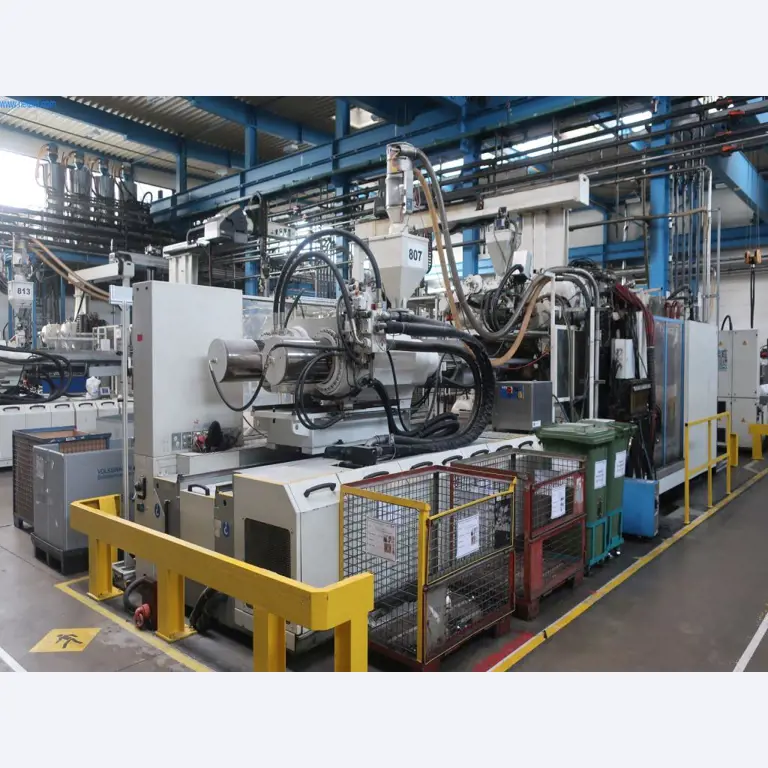 Stroji in tehnična oprema na področju brizganja plastike (1600 - 23000 kN)-1