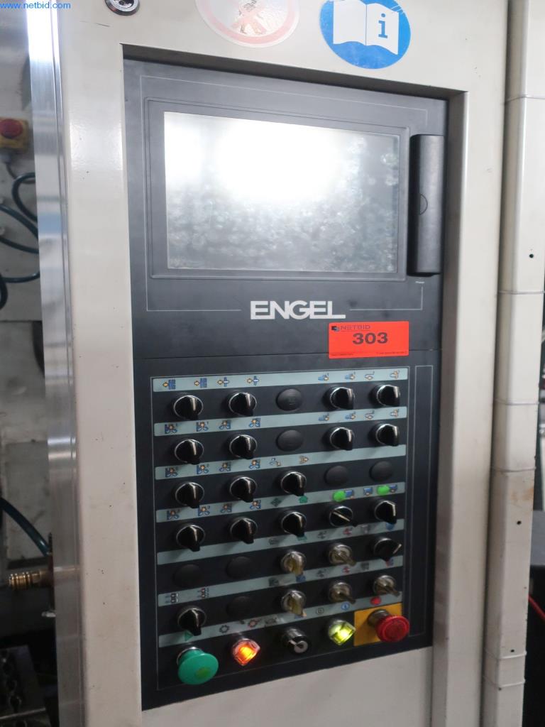 Stroji in tehnična oprema na področju brizganja plastike (1600 - 23000 kN)-7