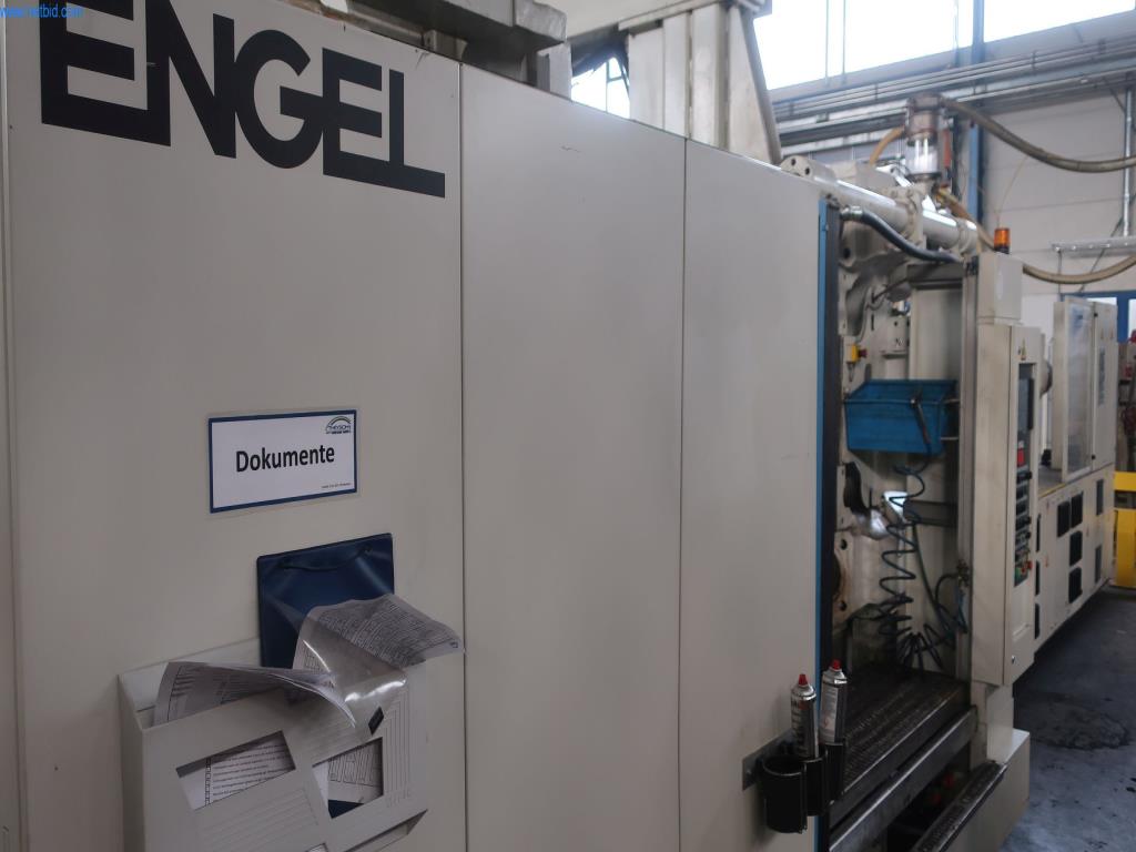 Máquinas y equipos técnicos en el ámbito del moldeo por inyección de plásticos (1600 - 23000 kN)-3