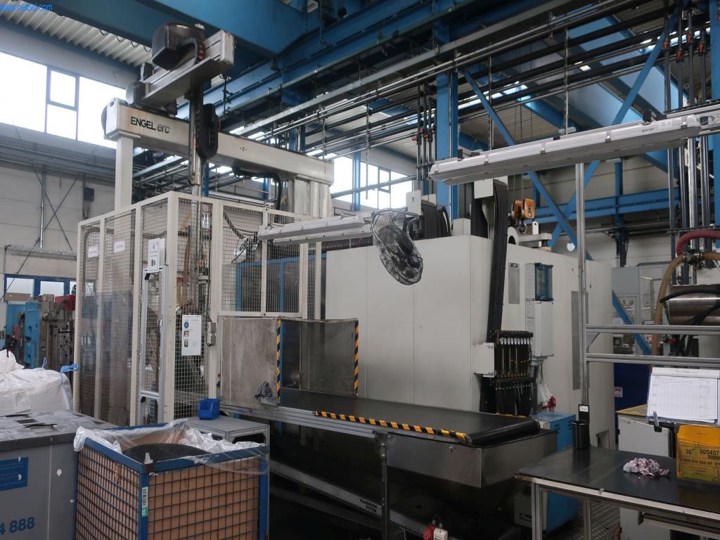 Máquinas y equipos técnicos en el ámbito del moldeo por inyección de plásticos (1600 - 23000 kN)-4