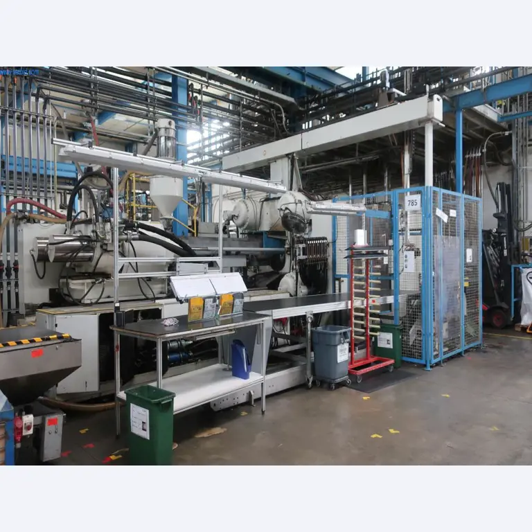 Machines en technische uitrusting op het gebied van kunststof spuitgieten (1600 - 23000 kN)-2