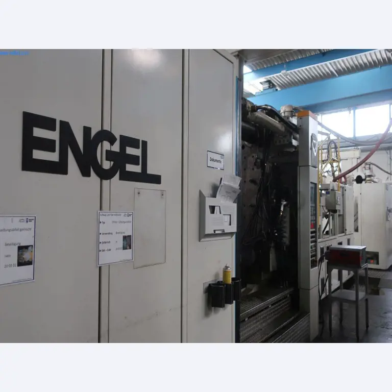 Machines en technische uitrusting op het gebied van kunststof spuitgieten (1600 - 23000 kN)-3