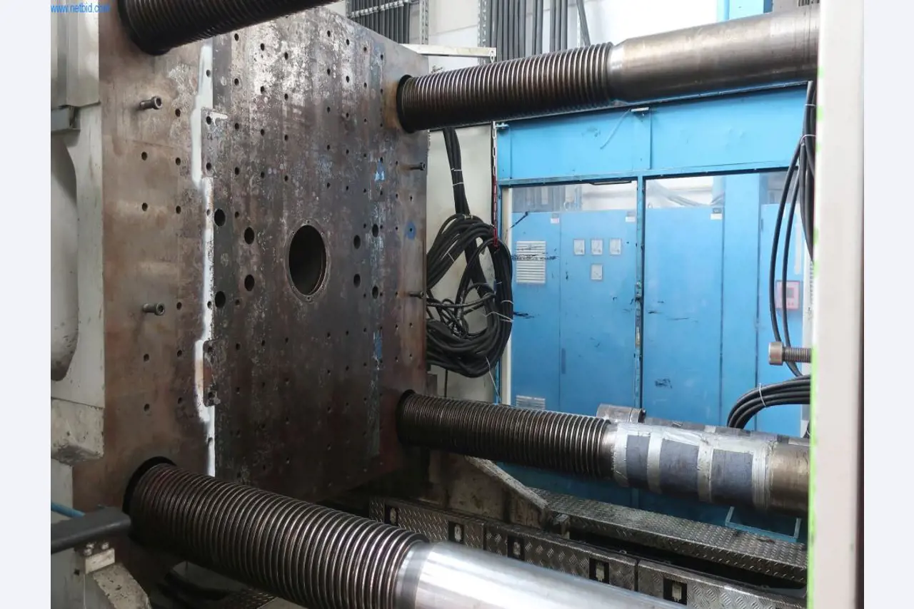 Machines en technische uitrusting op het gebied van kunststof spuitgieten (1600 - 23000 kN)-4