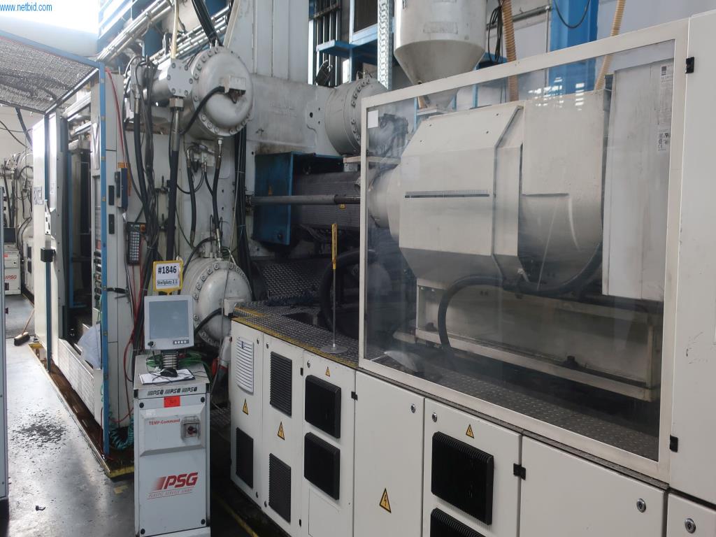 Stroji in tehnična oprema na področju brizganja plastike (1600 - 23000 kN)-1