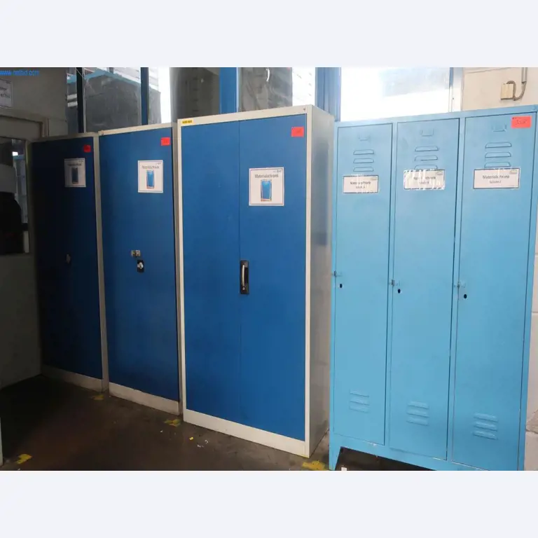 Máquinas y equipos técnicos en el ámbito del moldeo por inyección de plásticos (1600 - 23000 kN)-1