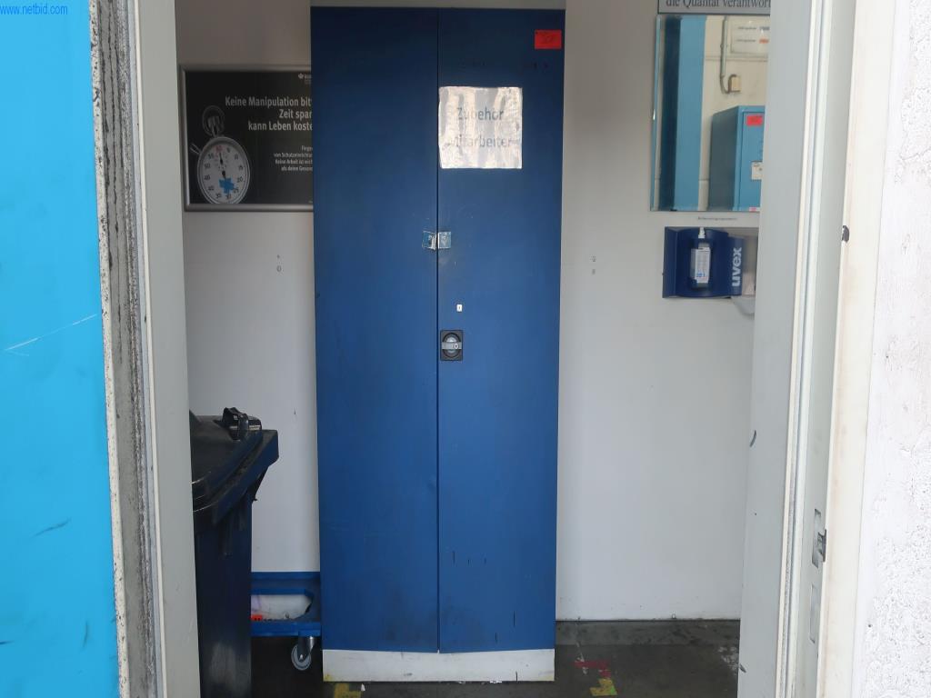 Stroji in tehnična oprema na področju brizganja plastike (1600 - 23000 kN)-2