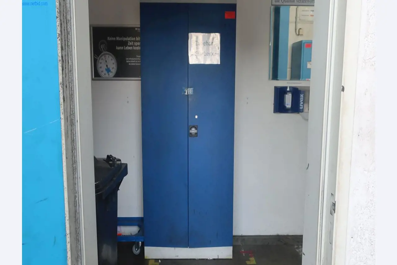 Máquinas y equipos técnicos en el ámbito del moldeo por inyección de plásticos (1600 - 23000 kN)-2