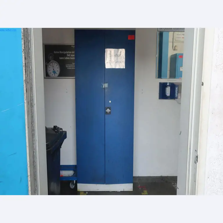 Máquinas y equipos técnicos en el ámbito del moldeo por inyección de plásticos (1600 - 23000 kN)-2