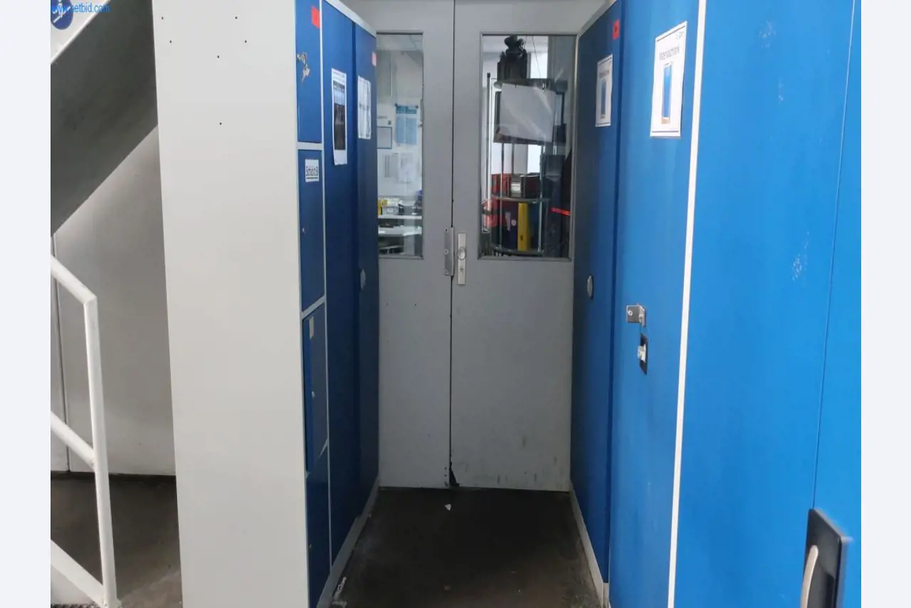 Máquinas y equipos técnicos en el ámbito del moldeo por inyección de plásticos (1600 - 23000 kN)-3