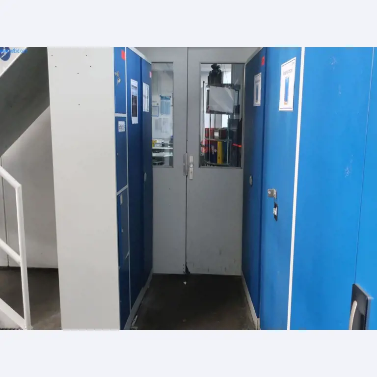 Máquinas y equipos técnicos en el ámbito del moldeo por inyección de plásticos (1600 - 23000 kN)-3