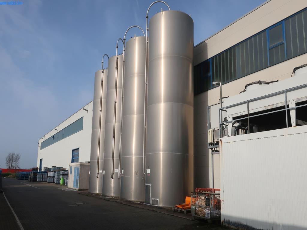 Máquinas y equipos técnicos en el ámbito del moldeo por inyección de plásticos (1600 - 23000 kN)-1