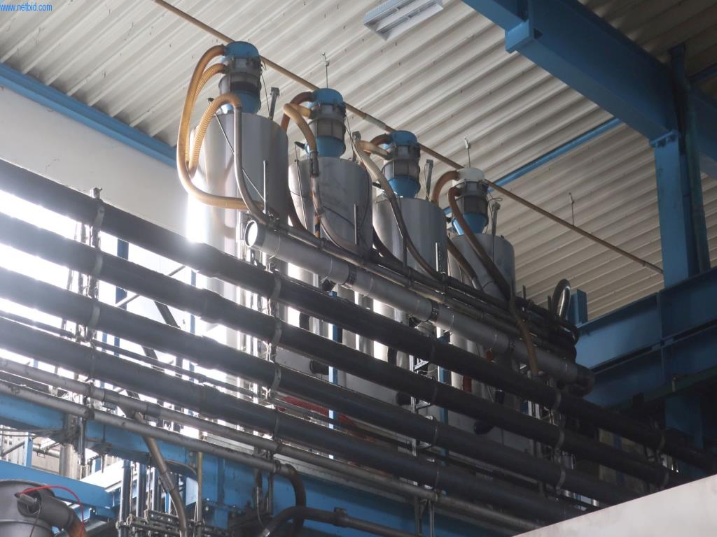 Máquinas y equipos técnicos en el ámbito del moldeo por inyección de plásticos (1600 - 23000 kN)-2