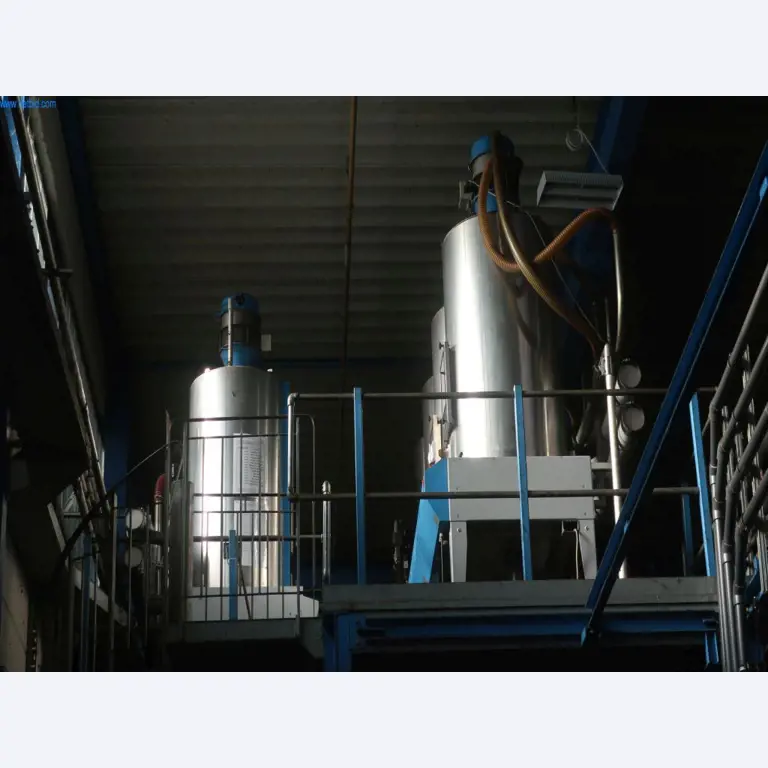 Stroji in tehnična oprema na področju brizganja plastike (1600 - 23000 kN)-3