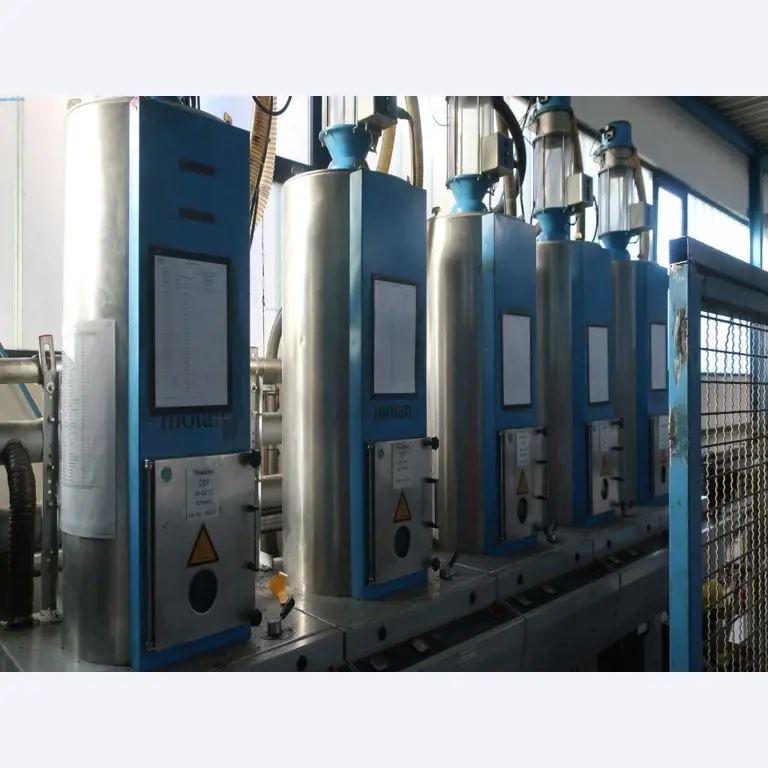 Stroji in tehnična oprema na področju brizganja plastike (1600 - 23000 kN)-4