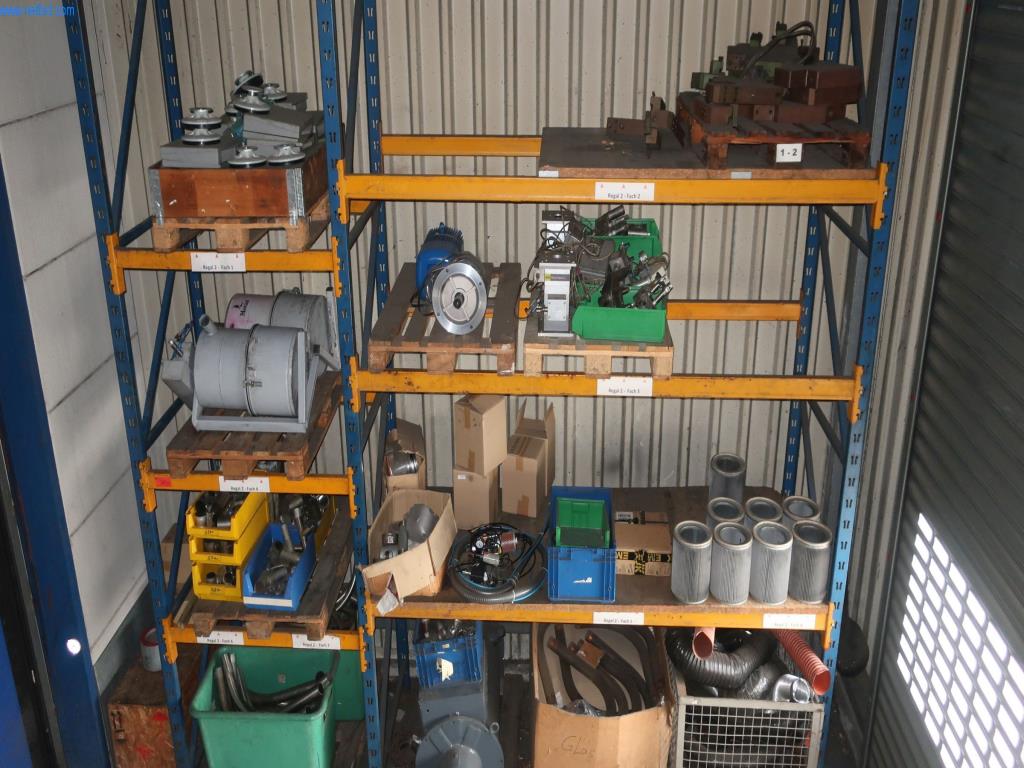 Stroji in tehnična oprema na področju brizganja plastike (1600 - 23000 kN)-1