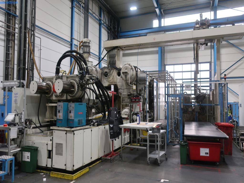 Maszyny i urządzenia techniczne w dziedzinie formowania wtryskowego tworzyw sztucznych (1600 - 23000 kN)-1