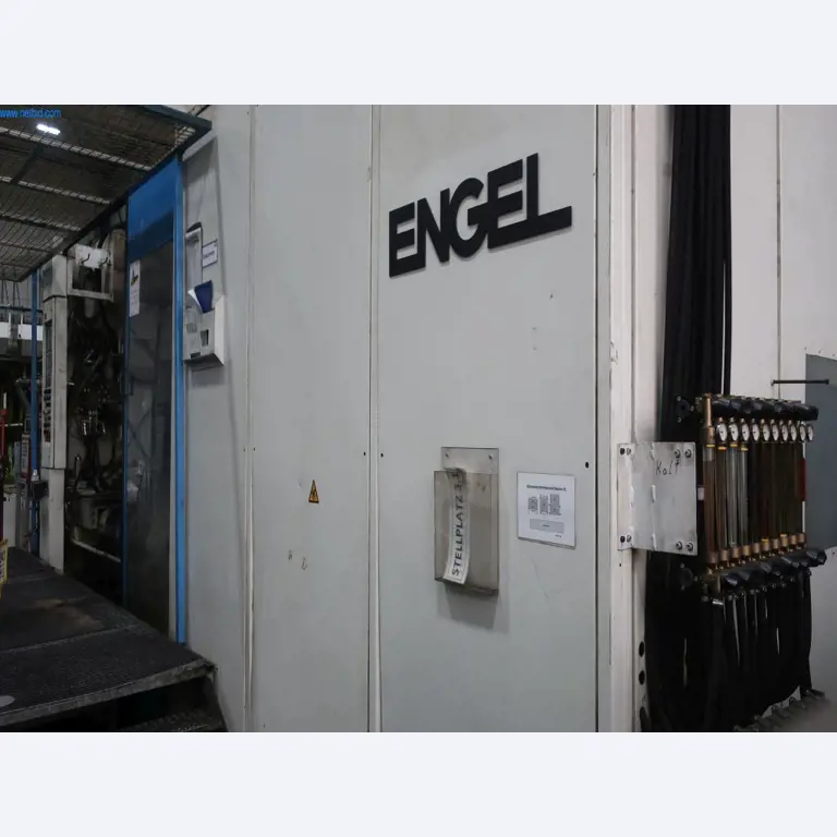 Machines en technische uitrusting op het gebied van kunststof spuitgieten (1600 - 23000 kN)-3