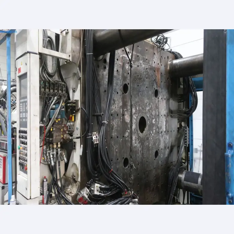 Machines en technische uitrusting op het gebied van kunststof spuitgieten (1600 - 23000 kN)-4
