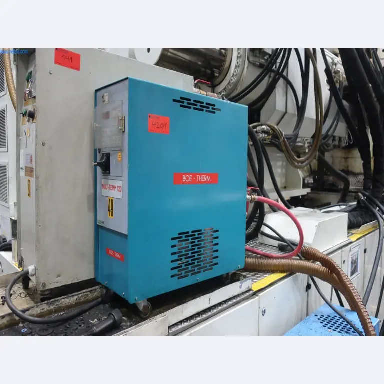 Máquinas y equipos técnicos en el ámbito del moldeo por inyección de plásticos (1600 - 23000 kN)-1