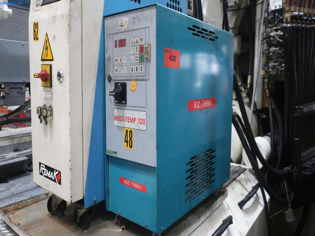 Máquinas y equipos técnicos en el ámbito del moldeo por inyección de plásticos (1600 - 23000 kN)-1