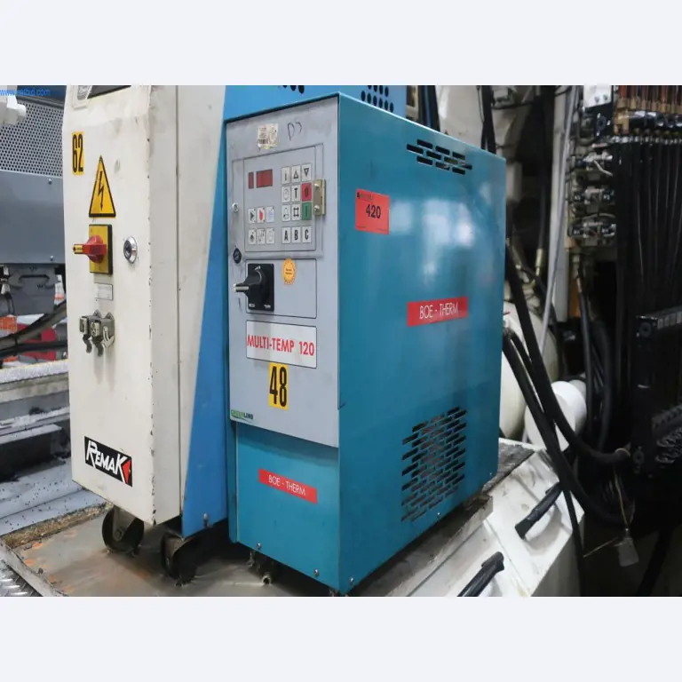 Máquinas y equipos técnicos en el ámbito del moldeo por inyección de plásticos (1600 - 23000 kN)-1