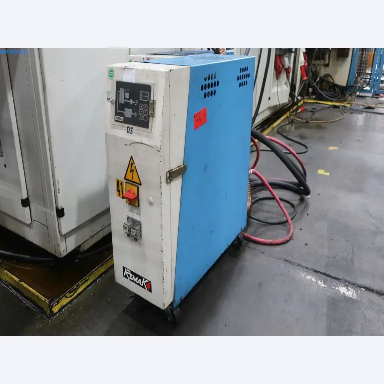 Máquinas y equipos técnicos en el ámbito del moldeo por inyección de plásticos (1600 - 23000 kN)-1