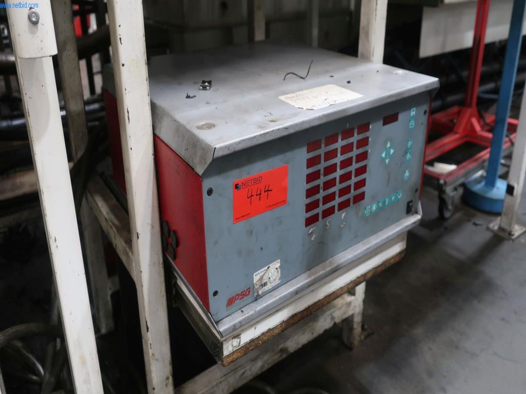 Stroji in tehnična oprema na področju brizganja plastike (1600 - 23000 kN)-5