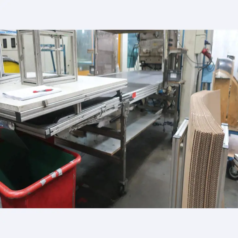 Máquinas y equipos técnicos en el ámbito del moldeo por inyección de plásticos (1600 - 23000 kN)-6