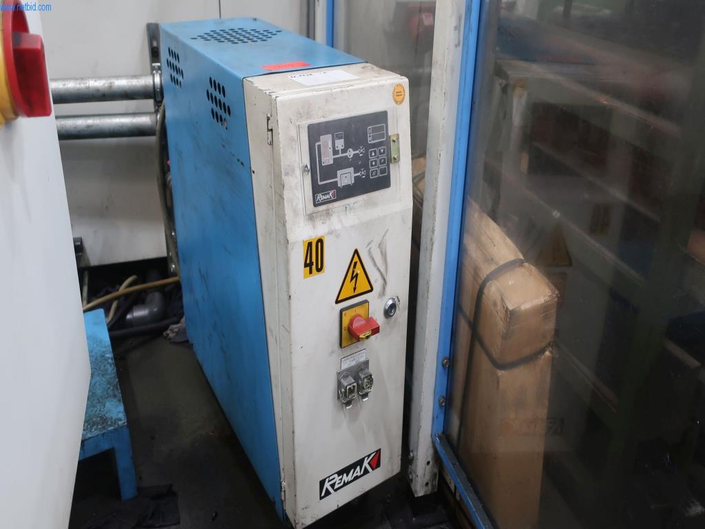 Stroji in tehnična oprema na področju brizganja plastike (1600 - 23000 kN)-8