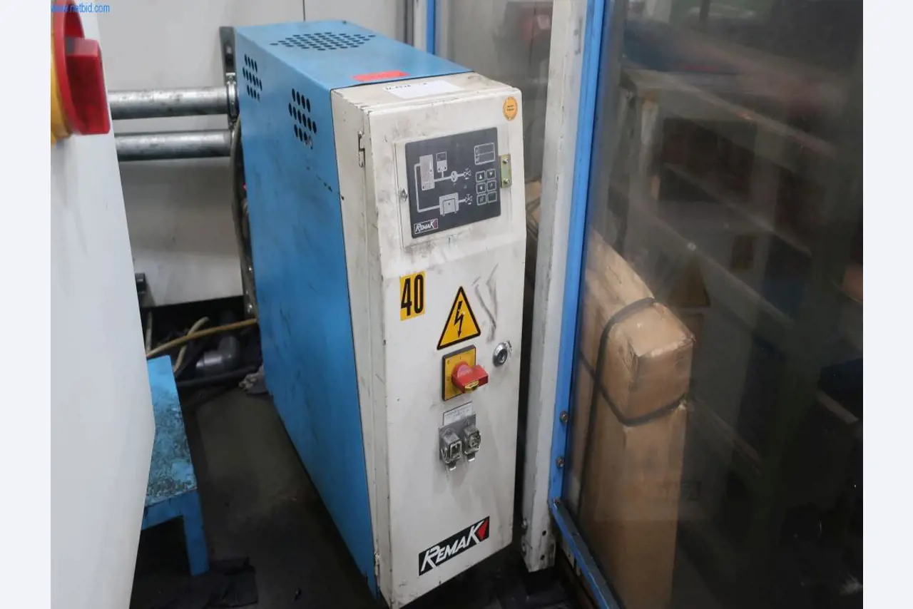 Máquinas y equipos técnicos en el ámbito del moldeo por inyección de plásticos (1600 - 23000 kN)-8